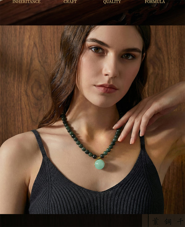 Feminine Bags & Jewlery